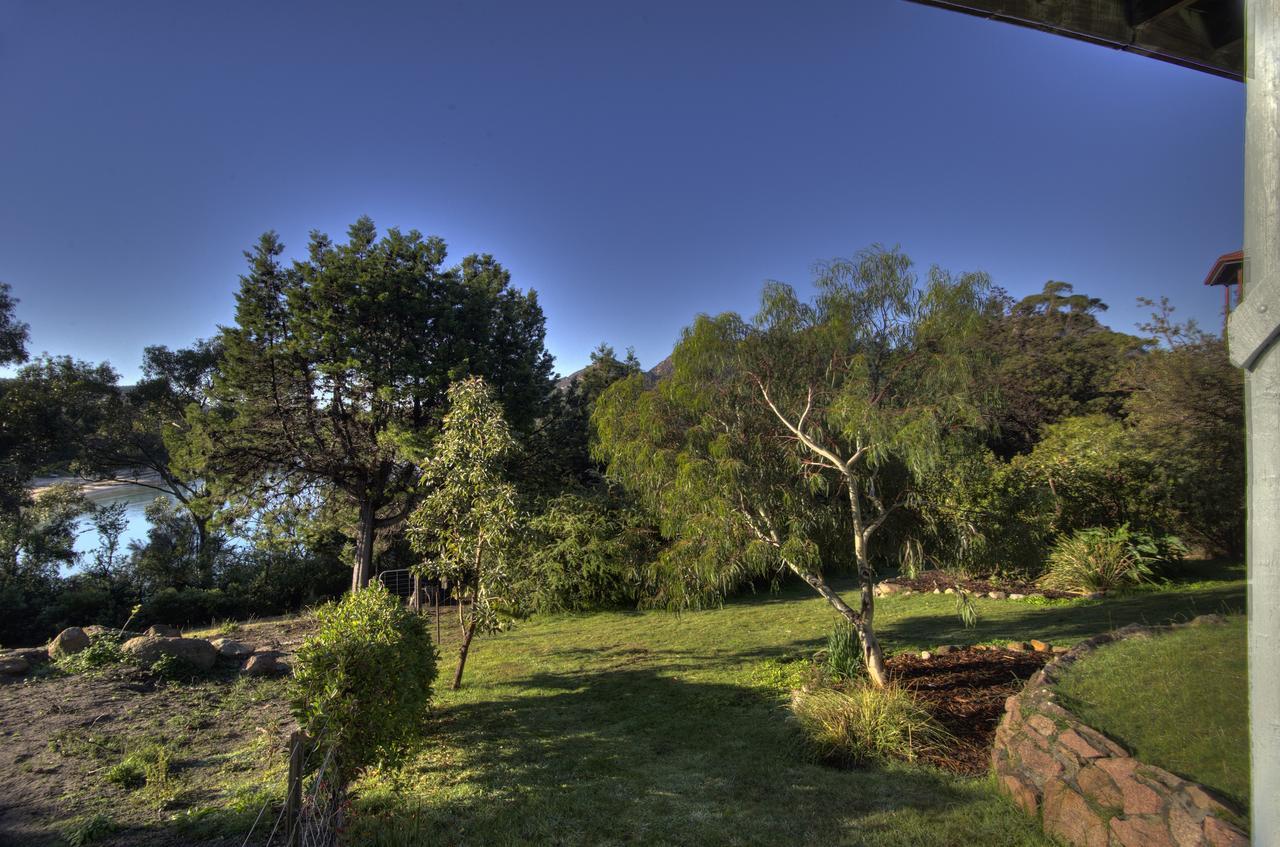 Freycinet Beachfront Retreat Villa Coles Bay Exterior photo